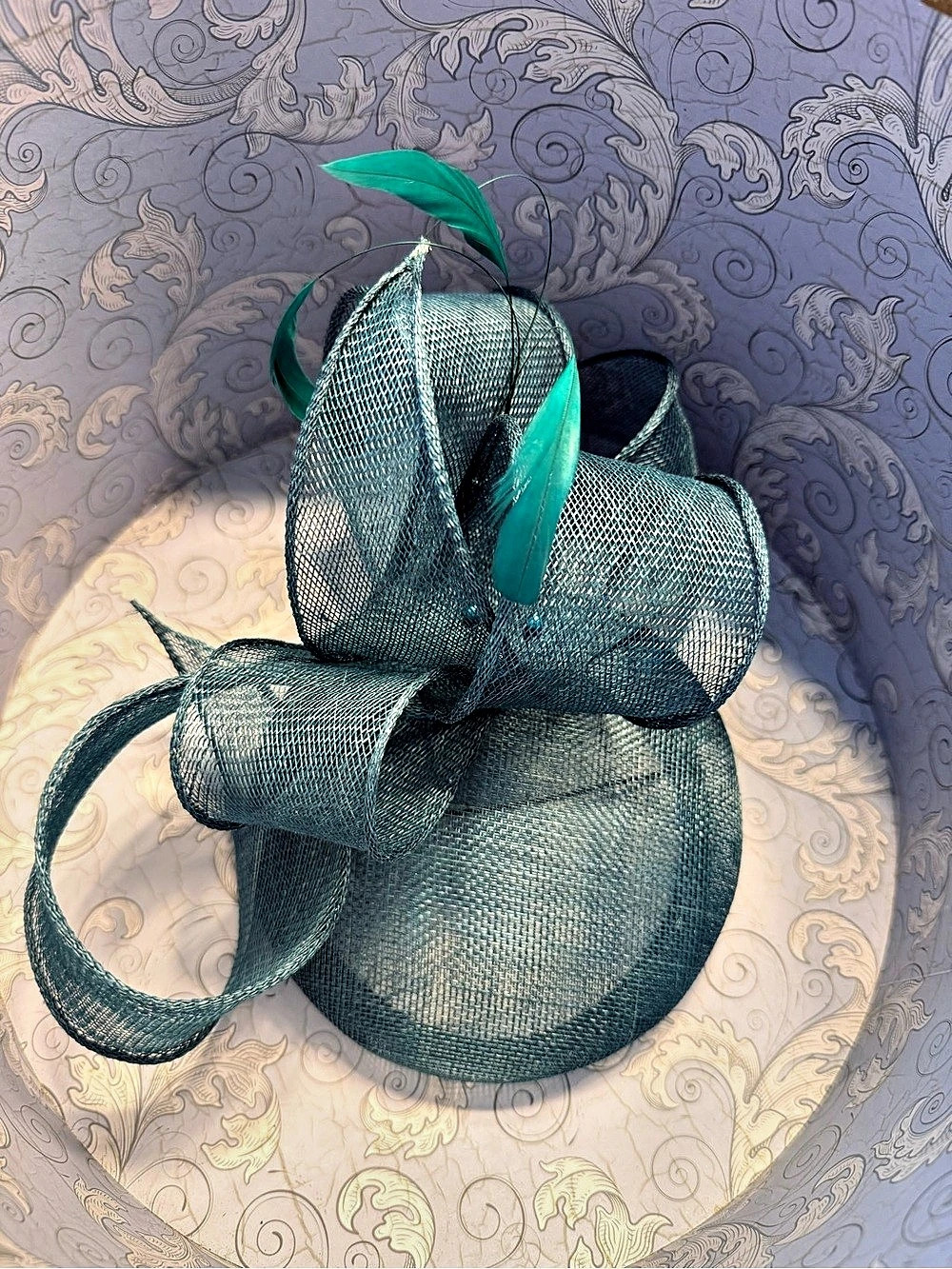 Millinery Blue Feather Fascinator Like New